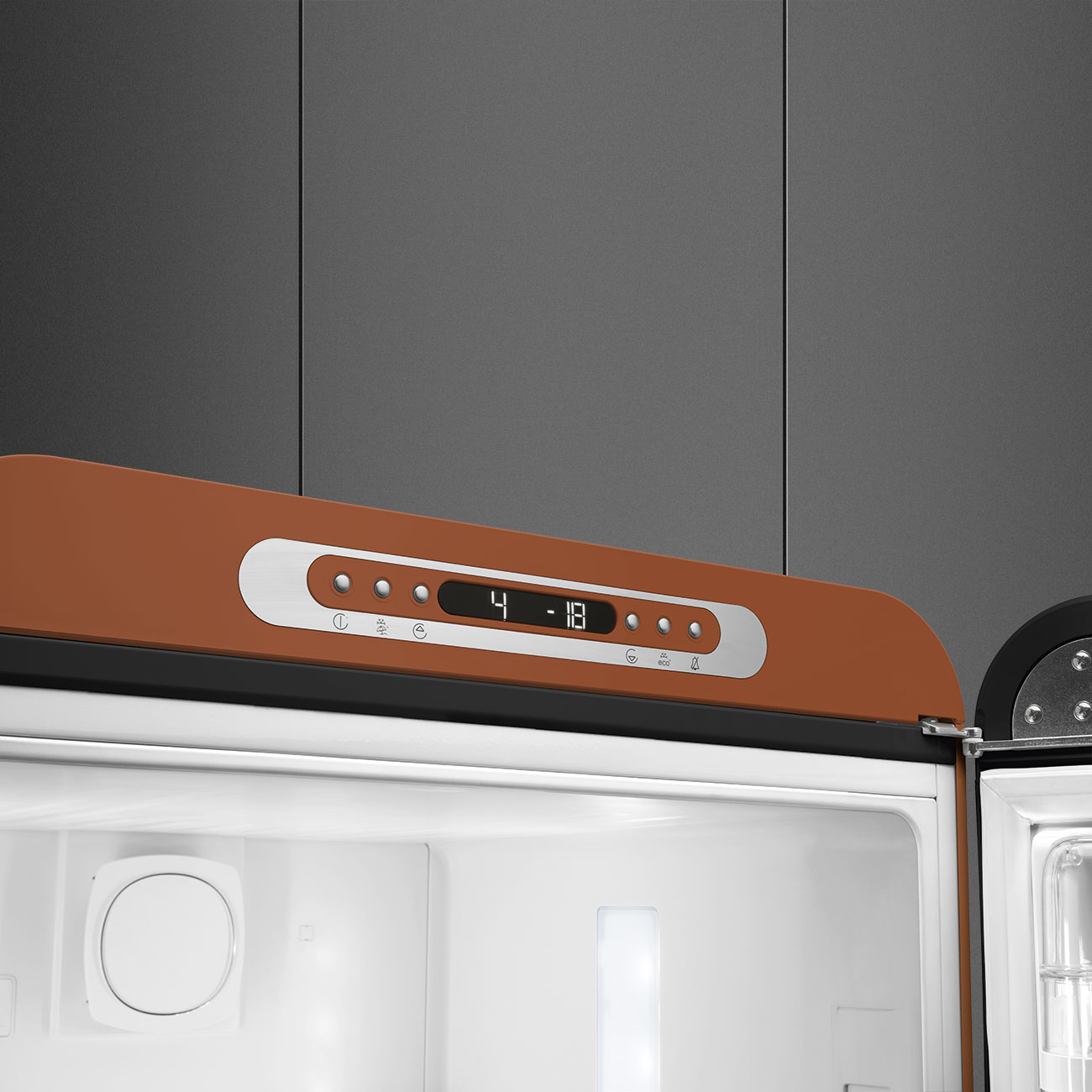 Smeg FAB32RACM6 Retro-Kühl-/Gefrierkombination in Amber Clay – Galerieansicht 5