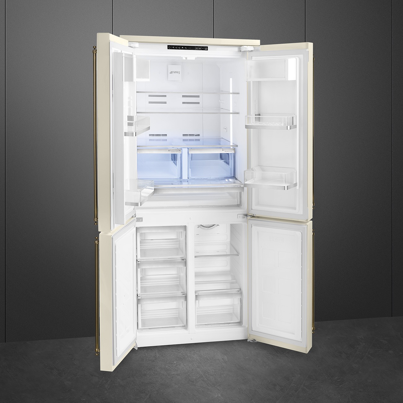 Smeg FQ60CPO6 French-Door Kühl-/Gefrierkombination Creme – Innenansicht