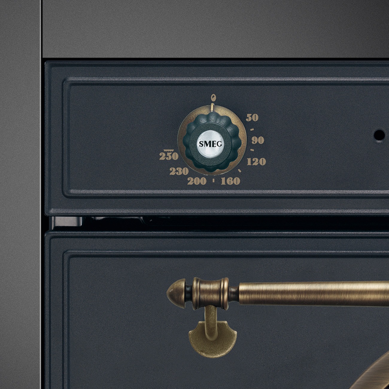 SMEG SF67C1AO Einbaubackofen