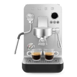Smeg EMC02BLMEU Minipro Espressomaschine Schwarz fünfte Detailansicht