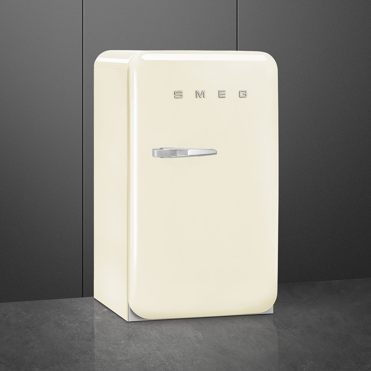Smeg FAB10HRCR6 Minibar Getränkecenter Creme – Detailansicht