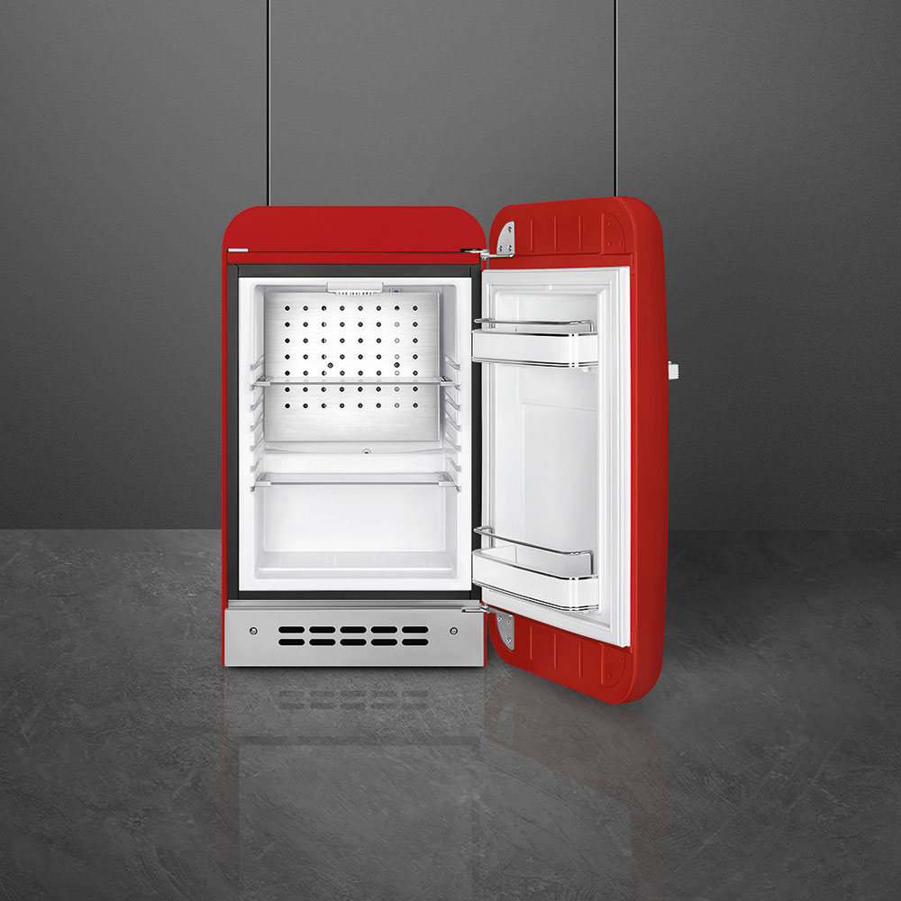 Smeg FAB5RRD6 Minibar Retrokühlschrank Rot – Innenansicht